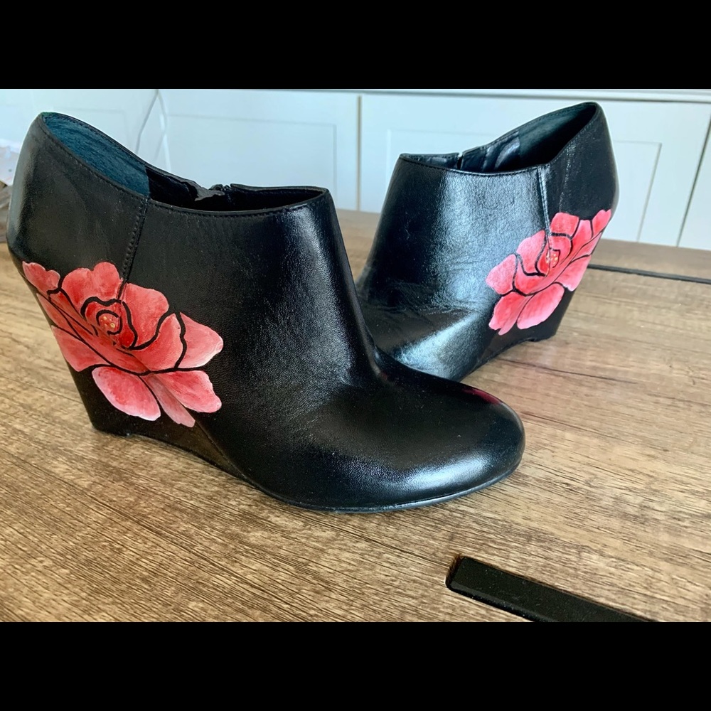 Nine West leather ankle zip booties, hand painted